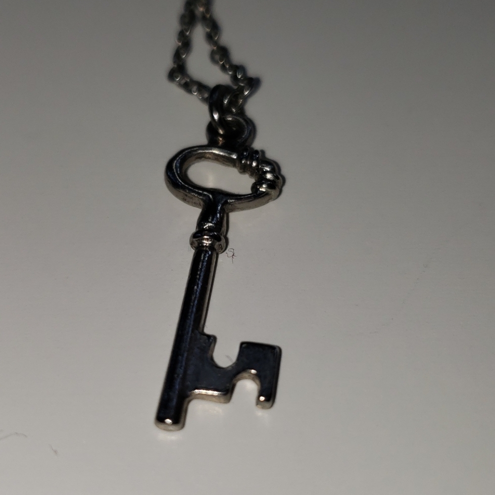 Key necklace - Picture 2 of 4